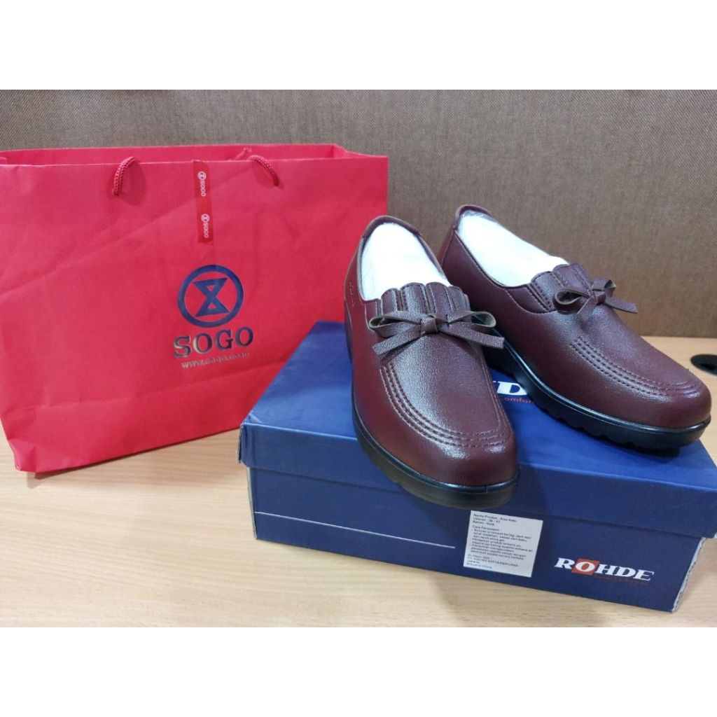 Sepatu Wanita Wedges - Rohde 7124 Size 37 Warna Maroon 100% Original - New
