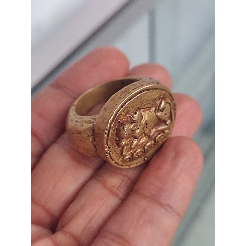 Cincin Motif Kuno Bahan Kuningan Sangat Tebal