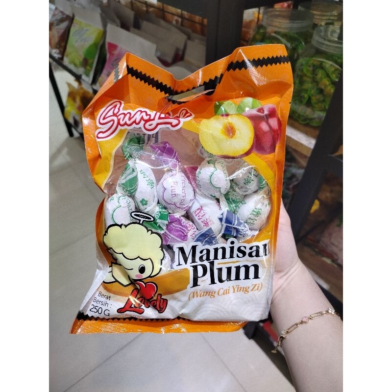 

Manisan Plum Sun Lee Tanpa biji 250gr