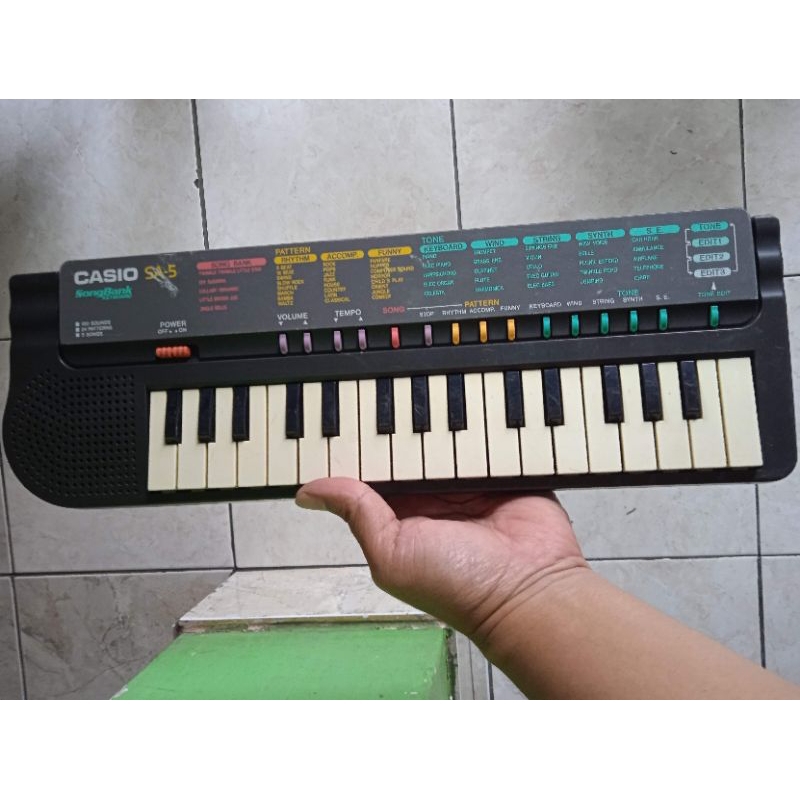 mainan edukasi piano keyboard Casio original sa 5 bekas