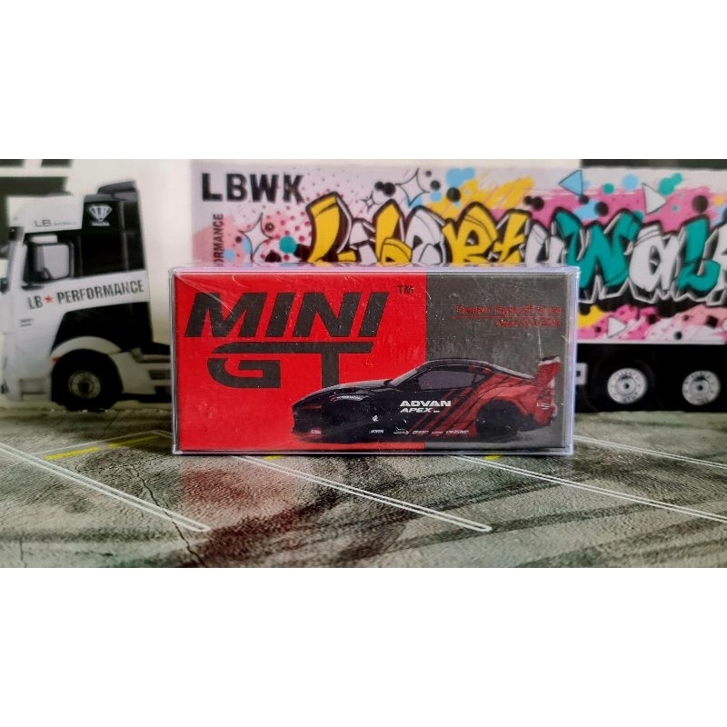 Mini GT GR Supra Sema Advan