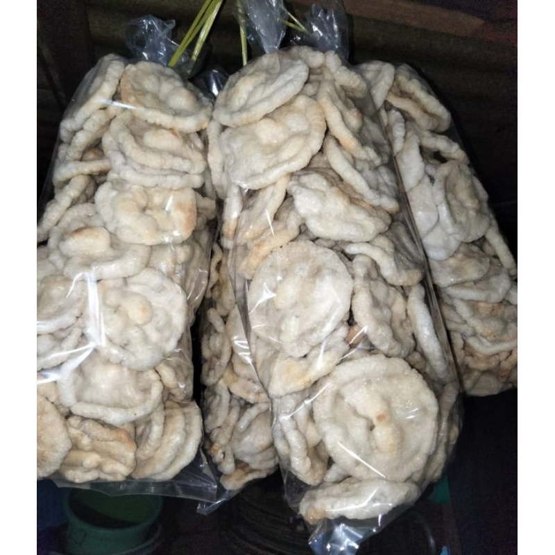 

ISI 50pc KEMPLANG TUNU BANTET TEBAL ASLI DUSUN(IKAN SUNGAI ASLI) + SAMBAL CENGEK