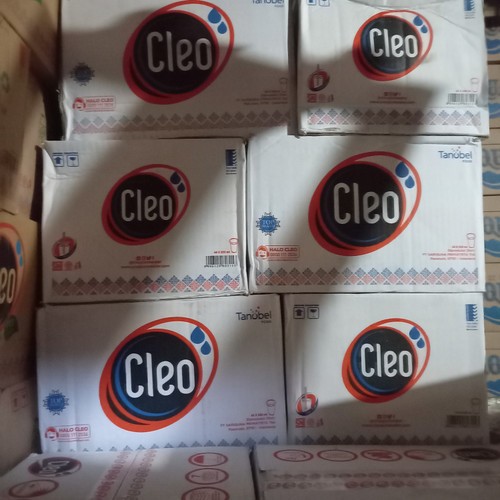 

Cleo Air Mineral Gelas 220ml 1 dus isi 40 cup / Air Mineral Gelas 1 Dus