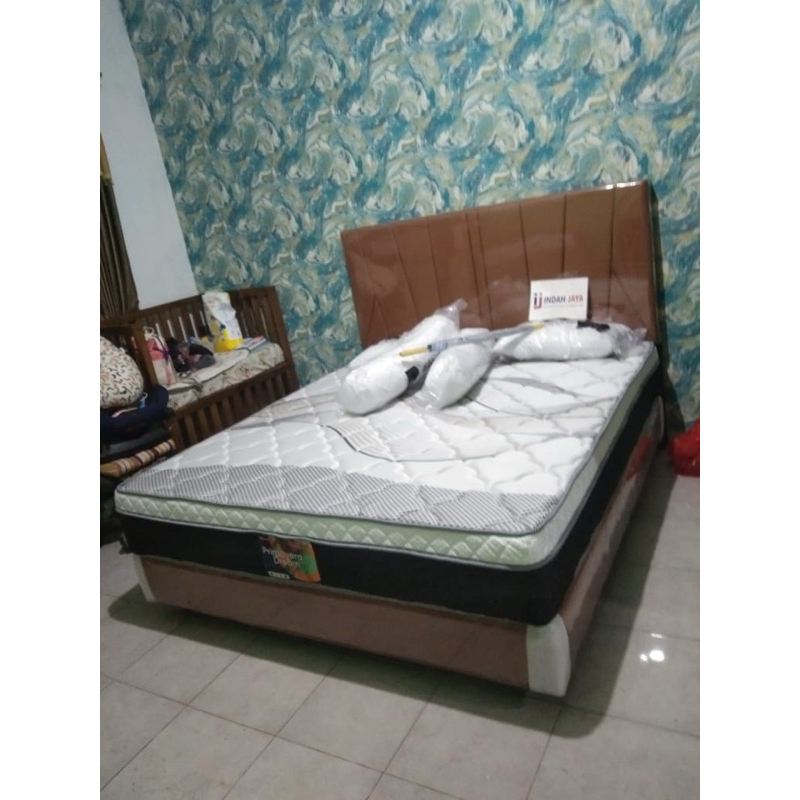 Springbed central 160 primavera dream +divan