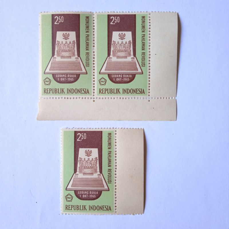

Antik Perangko Filateli Monumen Pahlawan Revolusi 1965 Rp.2,5,- 3pcs