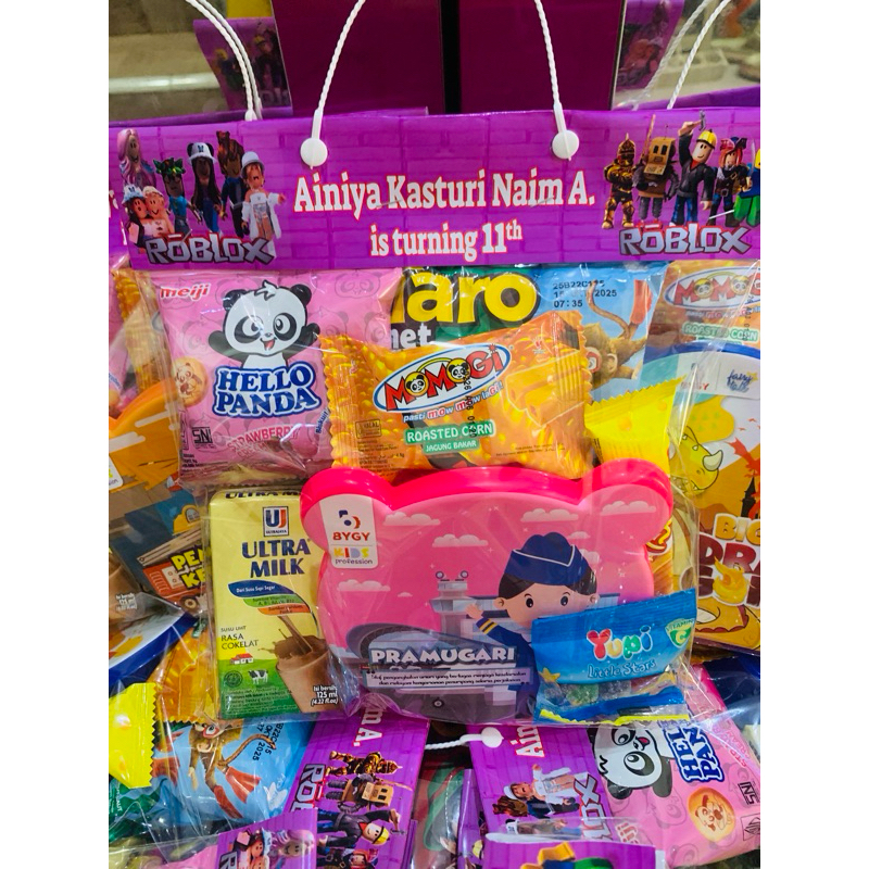 

Peket snack Sofenir tempat makan