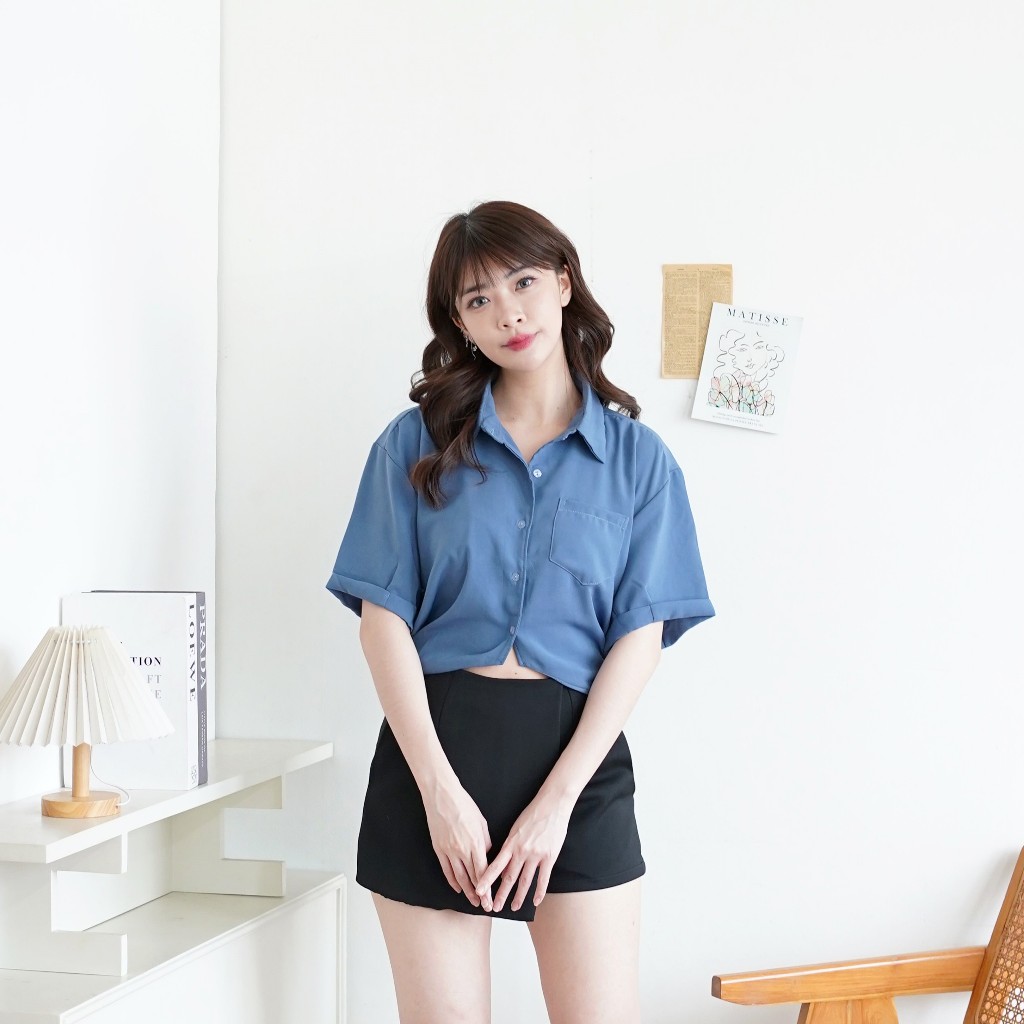 Nuboutique - Cecile Crop Top - Blouse Atasan Crop Wanita Kancing Depan Casual Basic