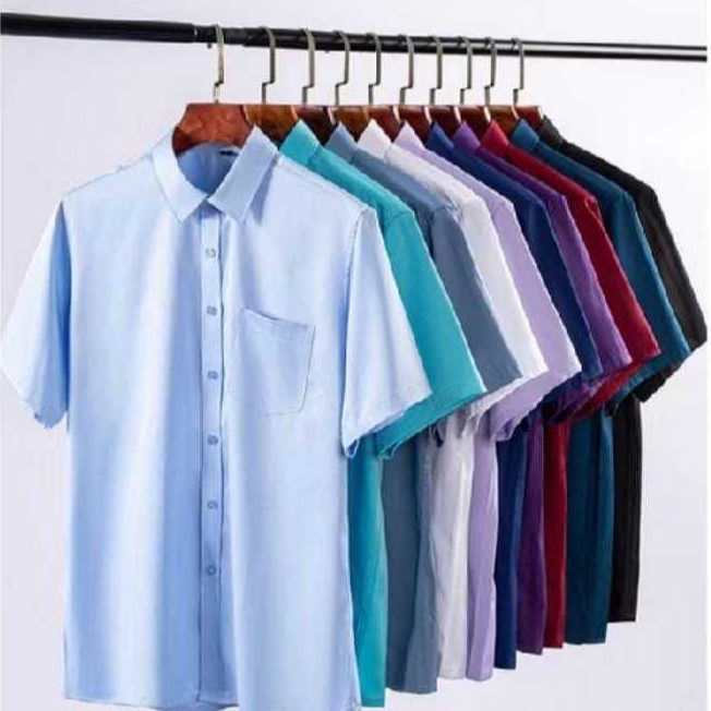 Baju Kemeja polos Pria Lengan Pendek Jumbo Slimfit Premium Distro Atasan Hem Cowok Hitam