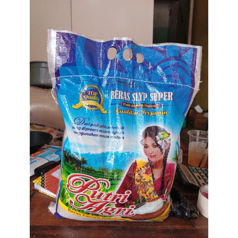 

Beras Putri Agri 10 Kg