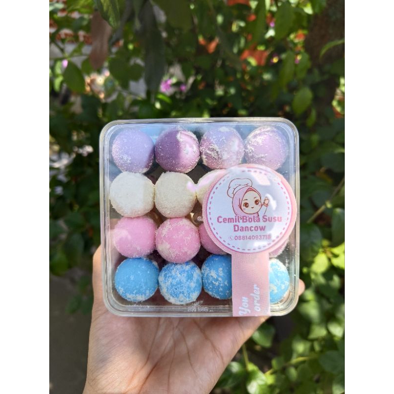 

Bola- Bola Susu Dancow