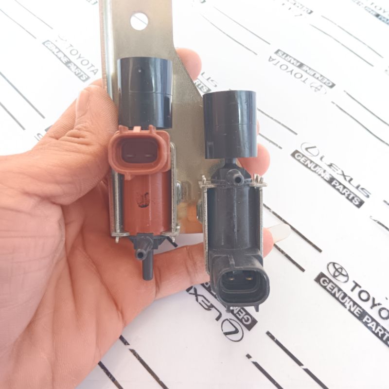 valve assy vacum switching Toyota Daihatsu