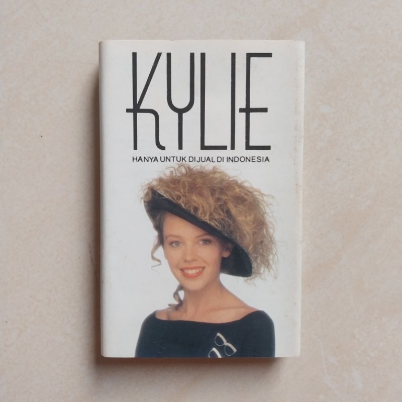 KASET KYLIE MINOGUE ALBUM KYLIE