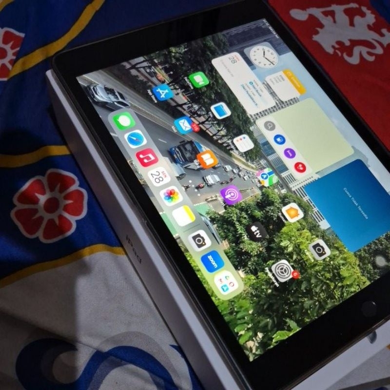 Apple Ipad 9 64 Wifi only, Grey (Bekas) Mulus Like New