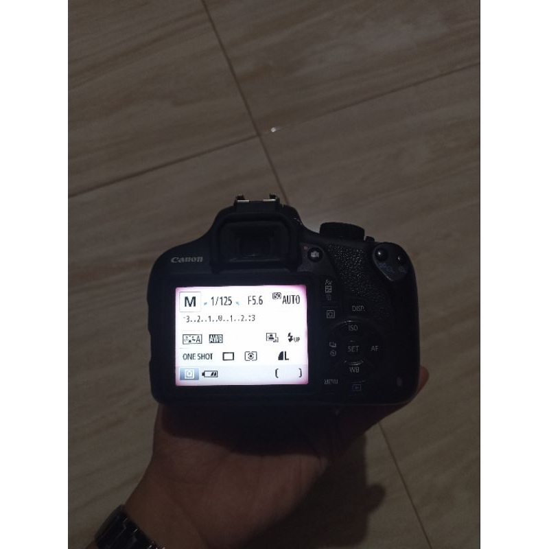 Kamera Second Canon 1200D