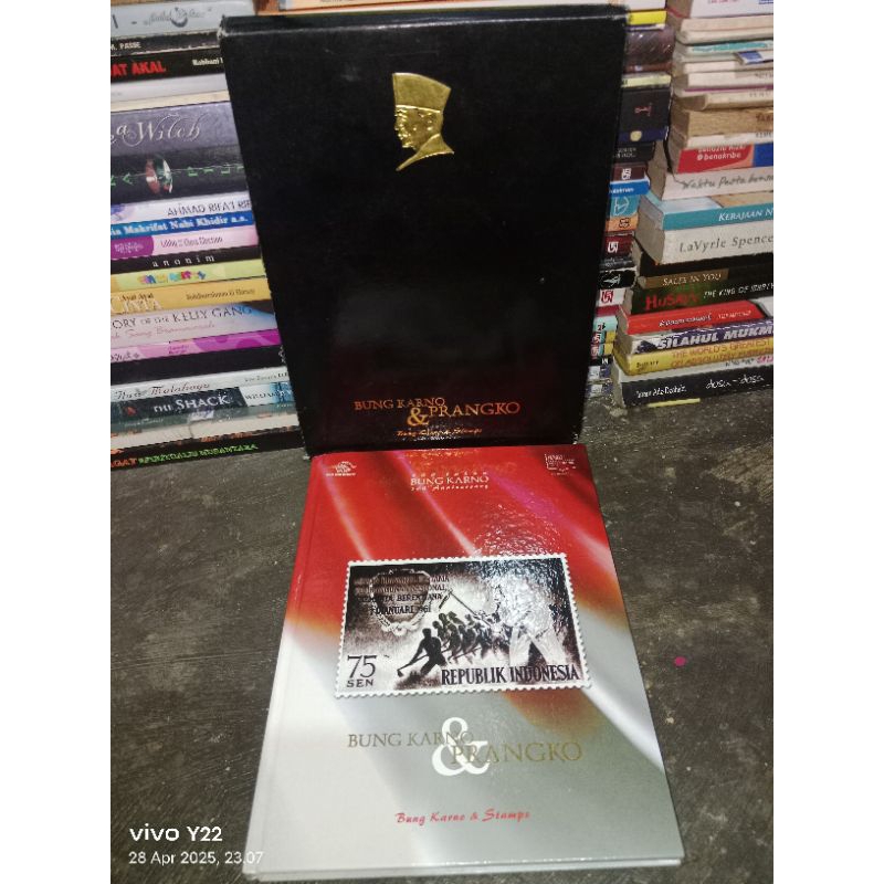 

BUNG KARNO & PRANGKO Bung Karno & Stamps