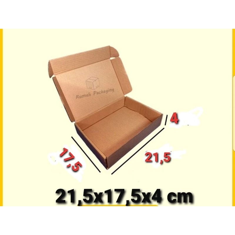 

Kardus Box uk 21,5x17,5x4 cm kotak Diecut EARLOP