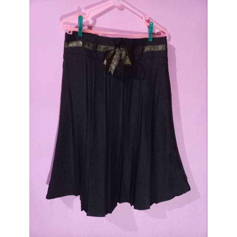 rok bekas | rok preloved | bawahan wanita bekas | rok coklat