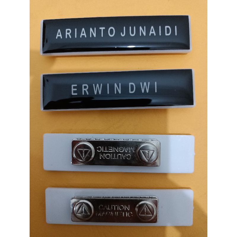 

Nametag Magnet atau peniti bebas request