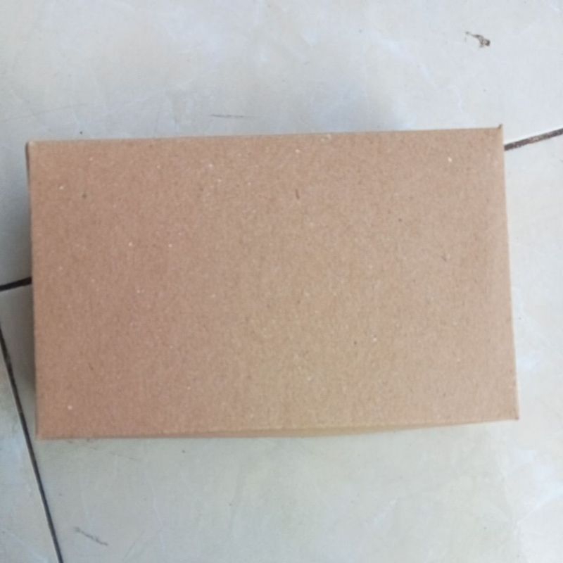 

DUS KUE 1/9 250 Gsm Coklat (Kraft)