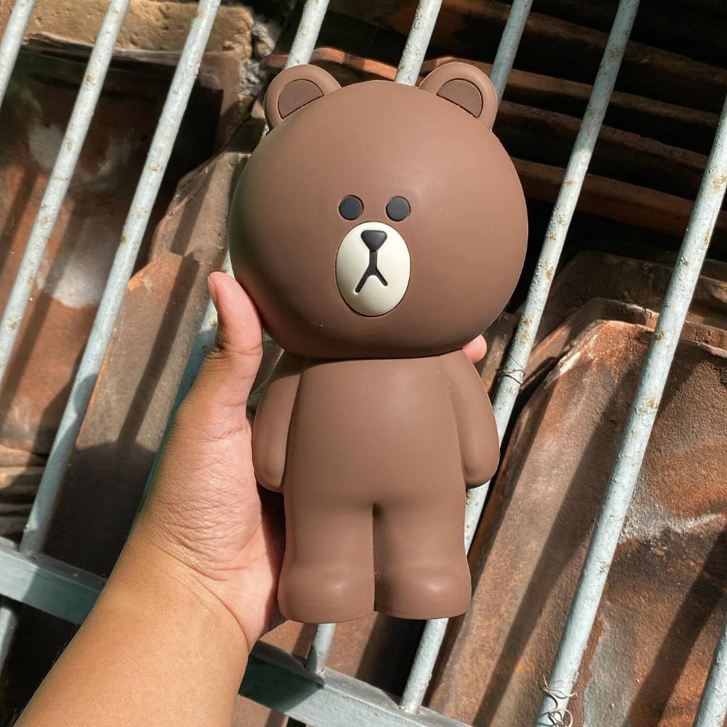 

Tempat Pensil Silicon Brown Line Full Body Original Line