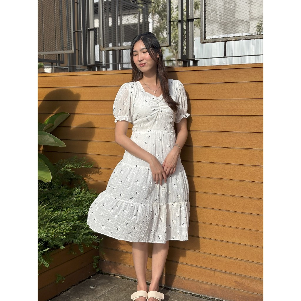 NUWA - Elie Dress 1 & 2 - Poly Cotton Crinckle Flower Detail - Feminine Midi Dress - Summer