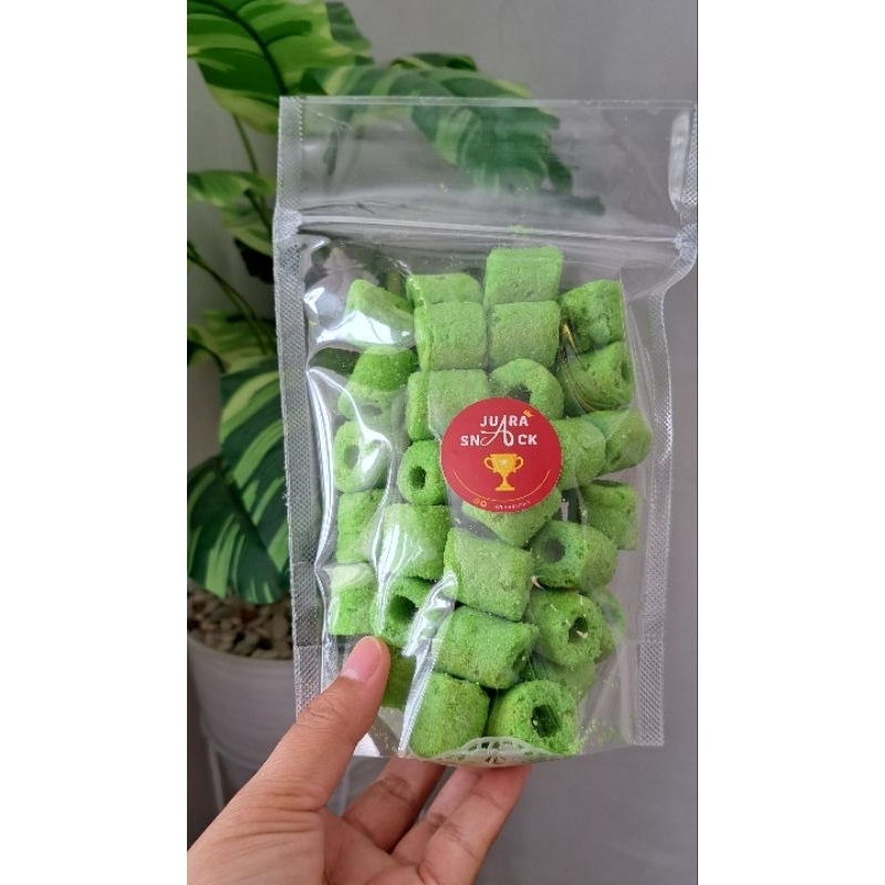 

Cemilan Rollstick Rasa Cocopandan120gr