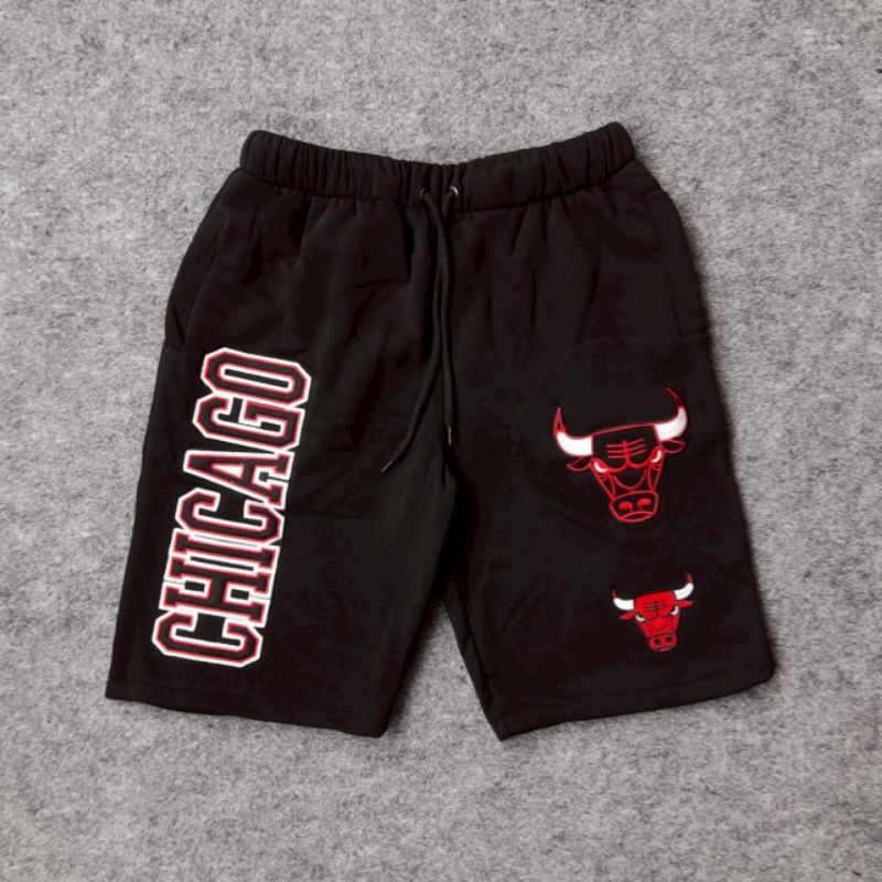 CELANA PENDEK/SP CH1C4GO BULLS EMBROID LOGO