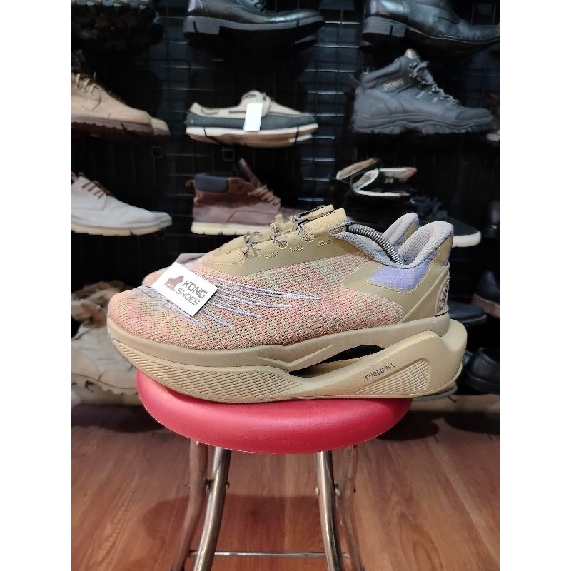 SEPATU NB FUELCELL X STONE ISLAND X TOKYO DESIGN 45