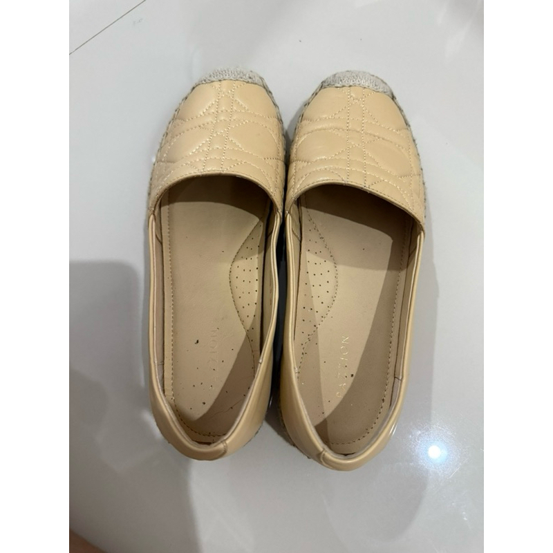 preloved sepatu pazzion