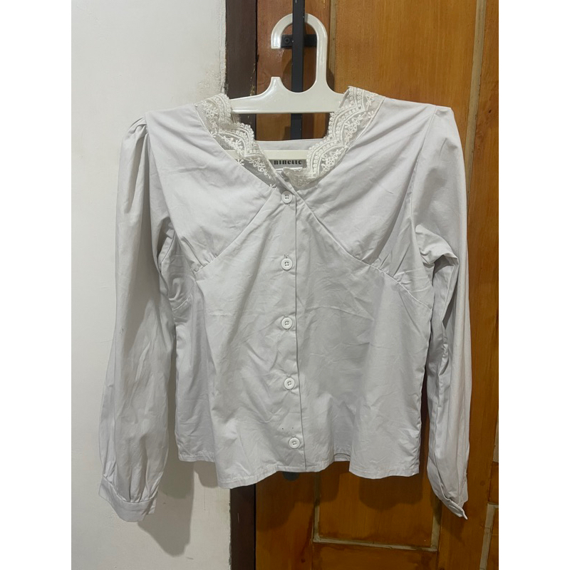 atasan ninette preloved