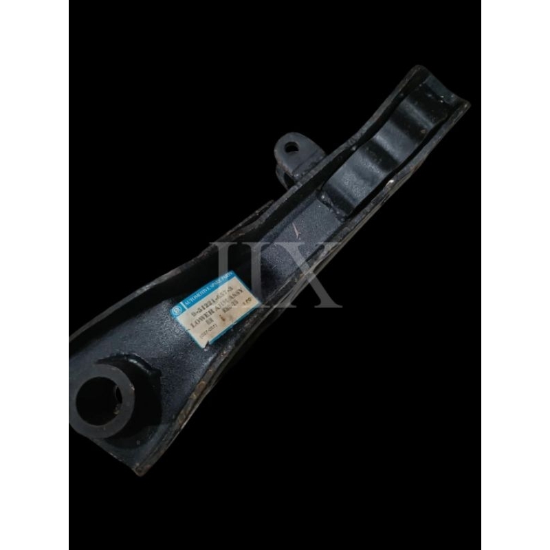 LOWER ARM ASSY KBD25 SAYAP BAWAH ISUZU KBD25