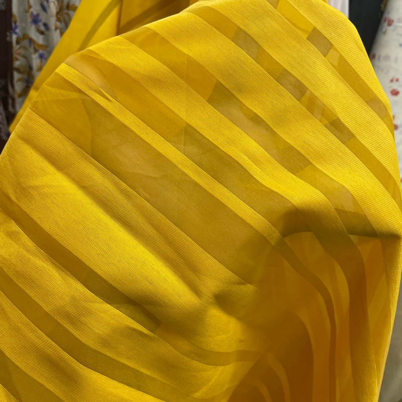 kain organza embos - kain organza embos salur premium - kain organza kaca - kain prganza glossy - ka