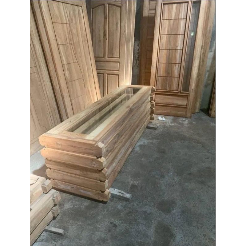 kusen jendela jati/mauni