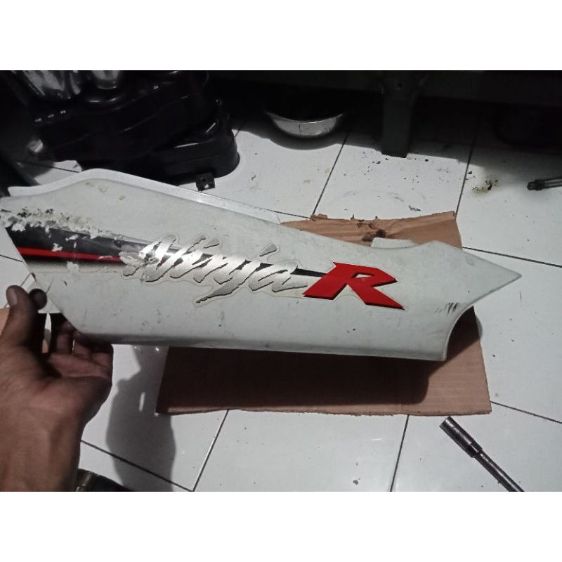 cover body belakang ninja r ninja ss