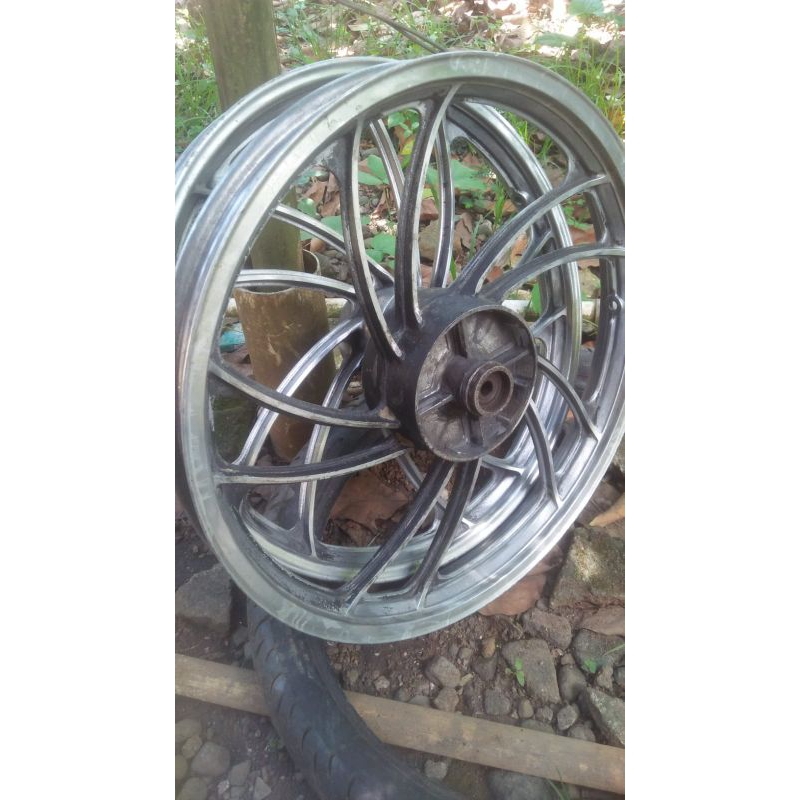 VELEG CEFIRO RING 17 DEPAN BELAKANG