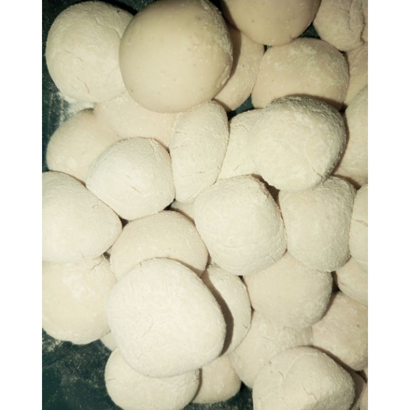 

Cimol Mentah Porsi 30 PCS & Bumbu Tabur Khas Rasa Pedes,Manis,Asin,Gurih!