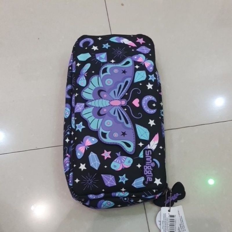 

Pencil case smiggle