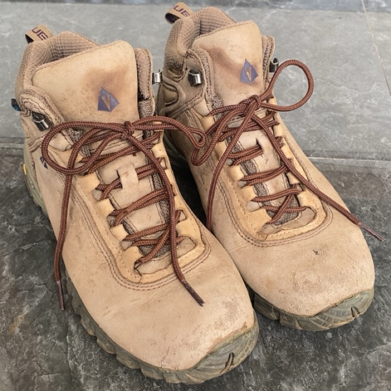 Sepatu Outdoor Hiking Vasque 38/24.5 || Second