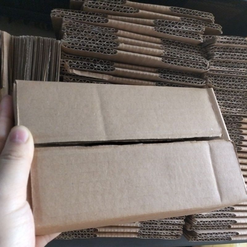 

packing kardus extra untuk pembelian under 100k / instant / chew
