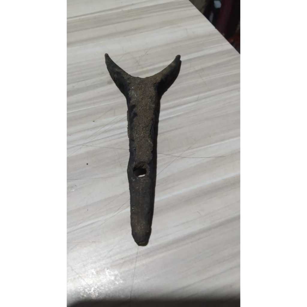 Barang Temuan Logam Kuno Jadul Antik