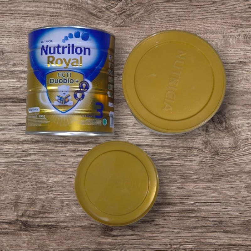 

Kaleng Susu Bekas + Tutup Susu Kaleng Formula ( Nutrilon 800gr)