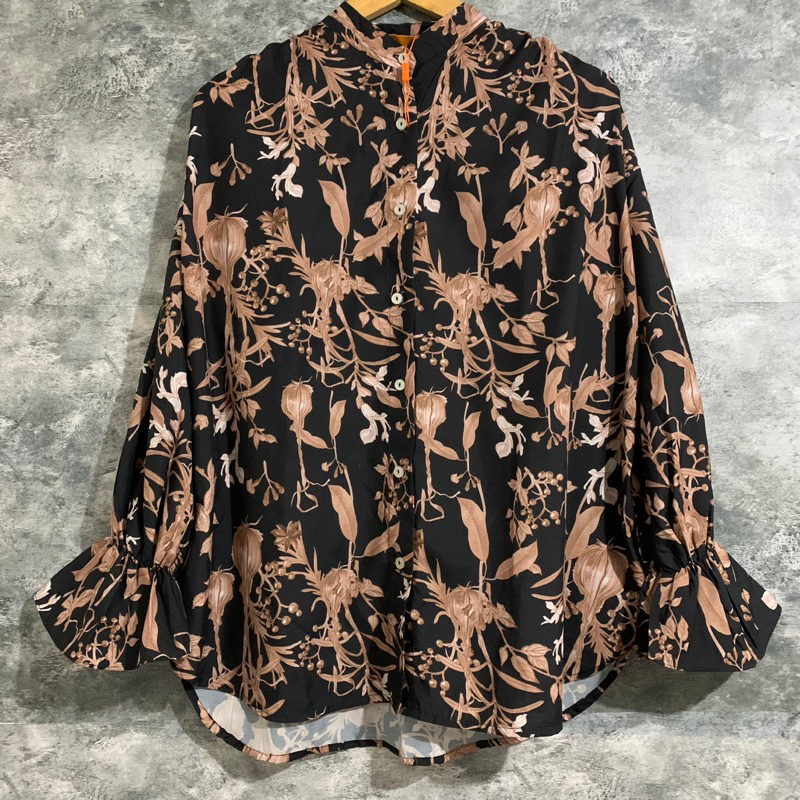 NADA PUSPITA BLOUSE PRELOVED