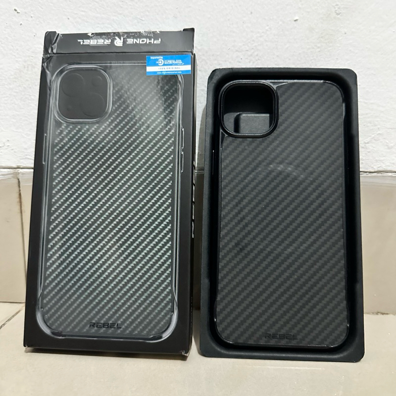 Phone rebel Case Iphone 15/14 plus Good Condition Preloved