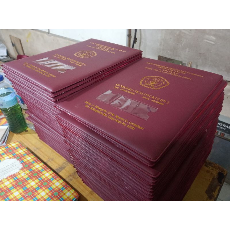 

raport map sekolah isi 4 lembar