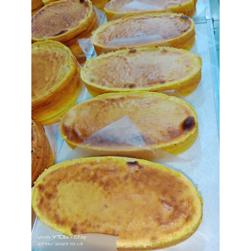 

LAPIS LEGIT FULL KUNING TELUR