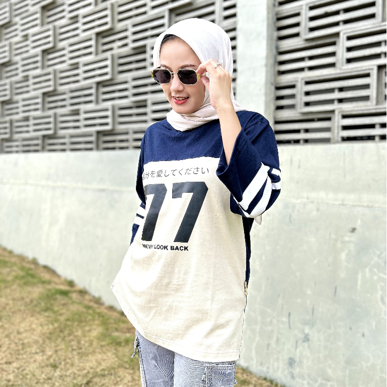 Oversized T-shirt Vintage / Kaos Jumbo Baseball Wanita / Atasan Number Sporty