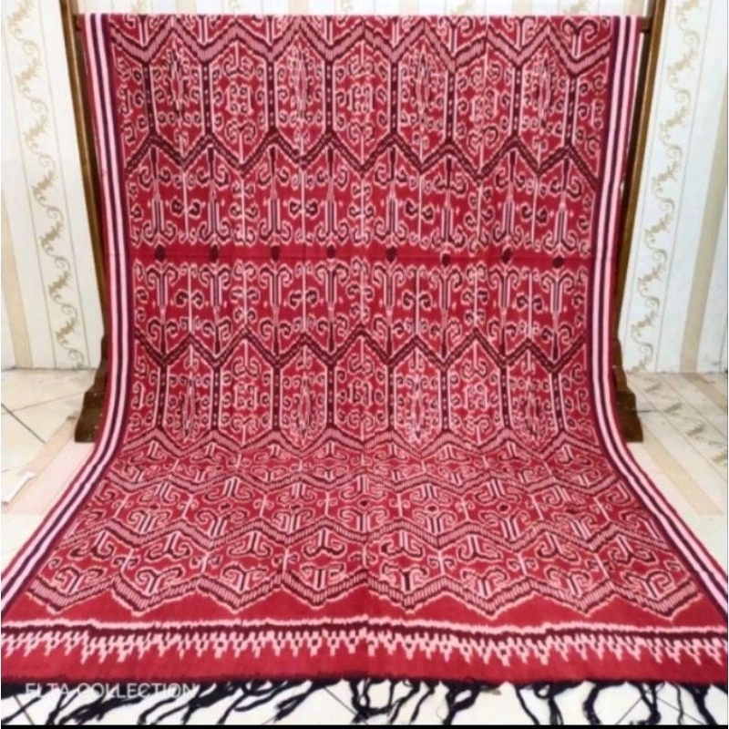 kain Tenun Dayak Kalimantan