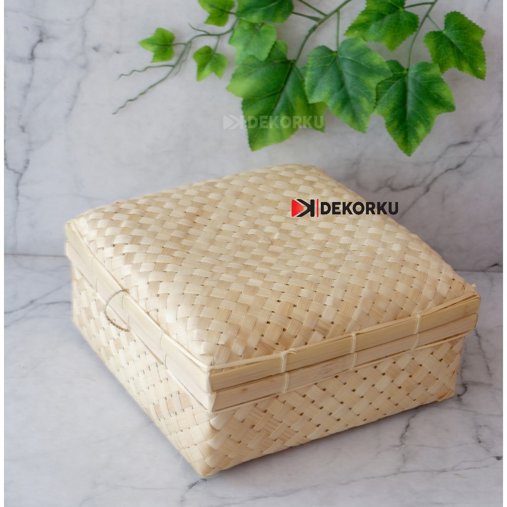Anyaman Kotak Bambu Besek Untuk Makanan, Hampers, dan Penyimpanan