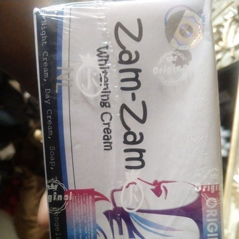 

cream zam