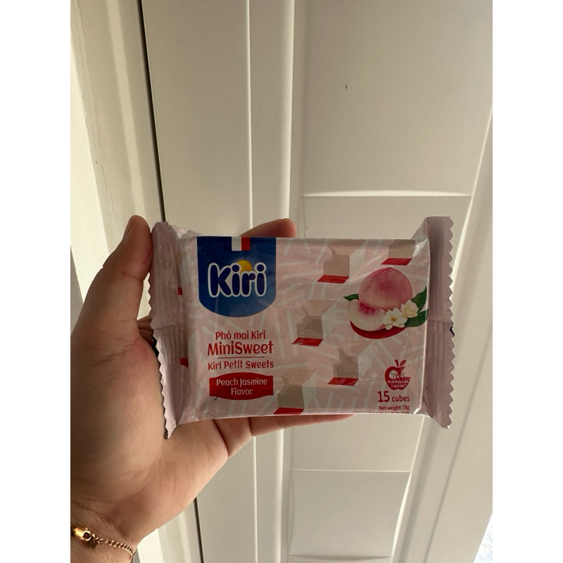 

KIRI Cheese Sweet cubes peach